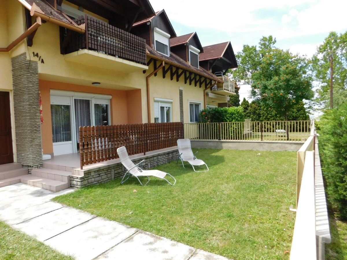 Balatonpart-Lak Apartment Balatonfenyves Exterior photo